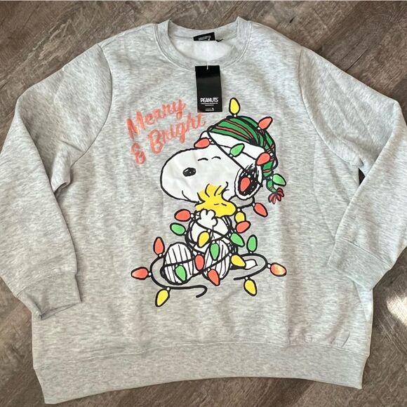 Peanuts Snoopy "Merry & Bright" Holiday Sweatshirt- Size 2X - Picture 1 of 6